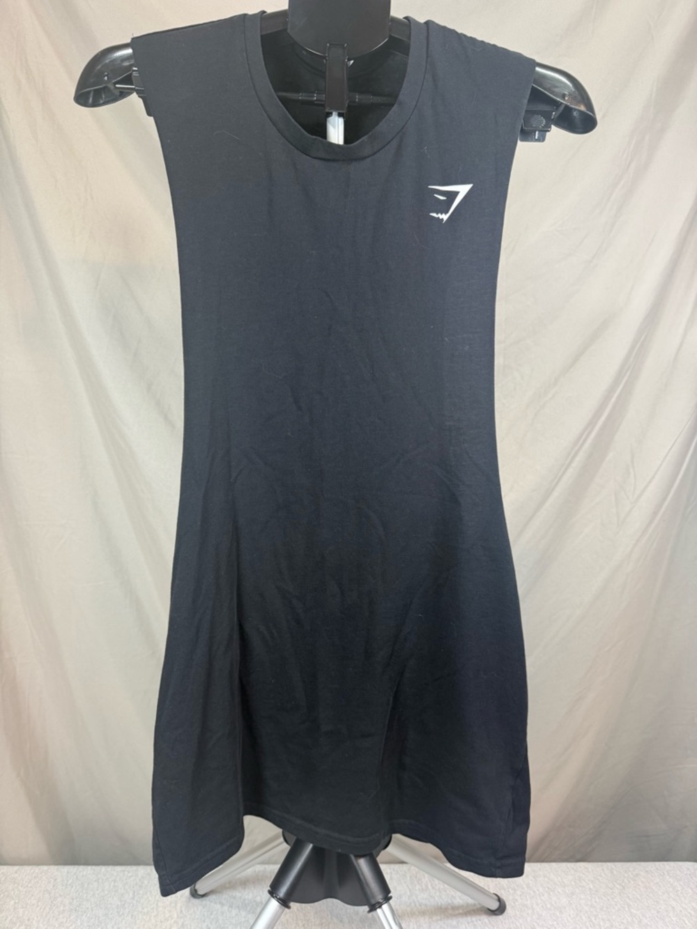 Gymshark REACT Drop Arm Tank – Black‎ 💪 - Picture 2 of 5